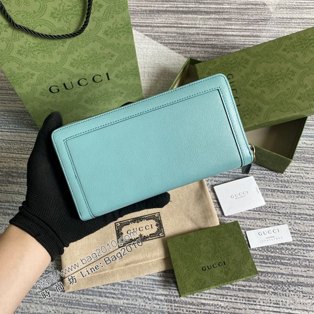 Gucci新款包包 古馳淺藍色全皮女款錢夾 Gucci新款竹節鎖扣拉鏈錢包 658634  ydg3302